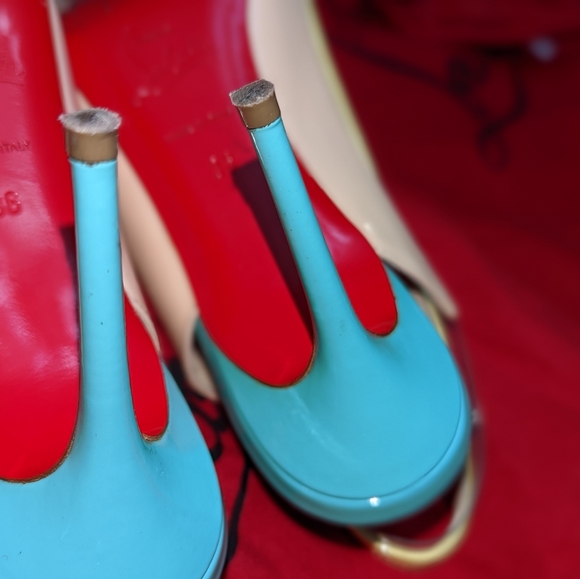 Christian Louboutin Paulina Slingback - Picture 3 of 4